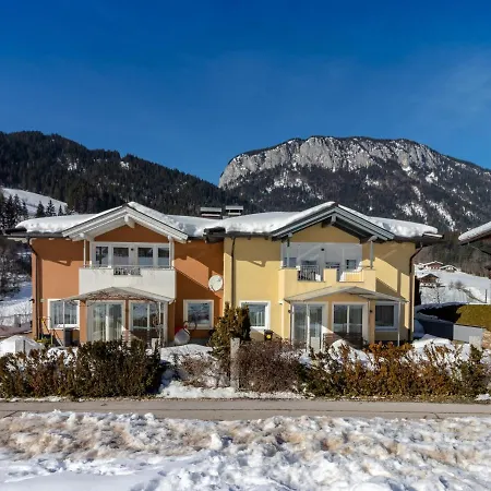 Splendid Holiday In With Wellness Centre 別荘