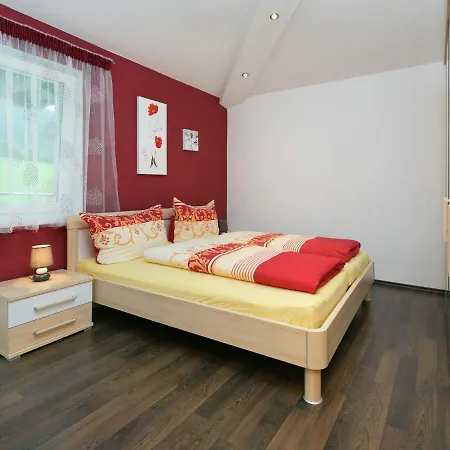 Splendid Holiday In With Wellness Centre إتيير